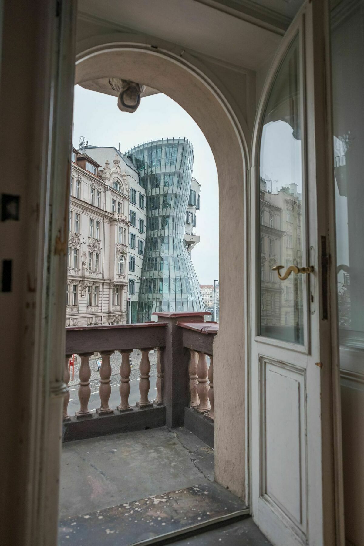 Apartments Resslova By The Dancing House Praga Esterno foto