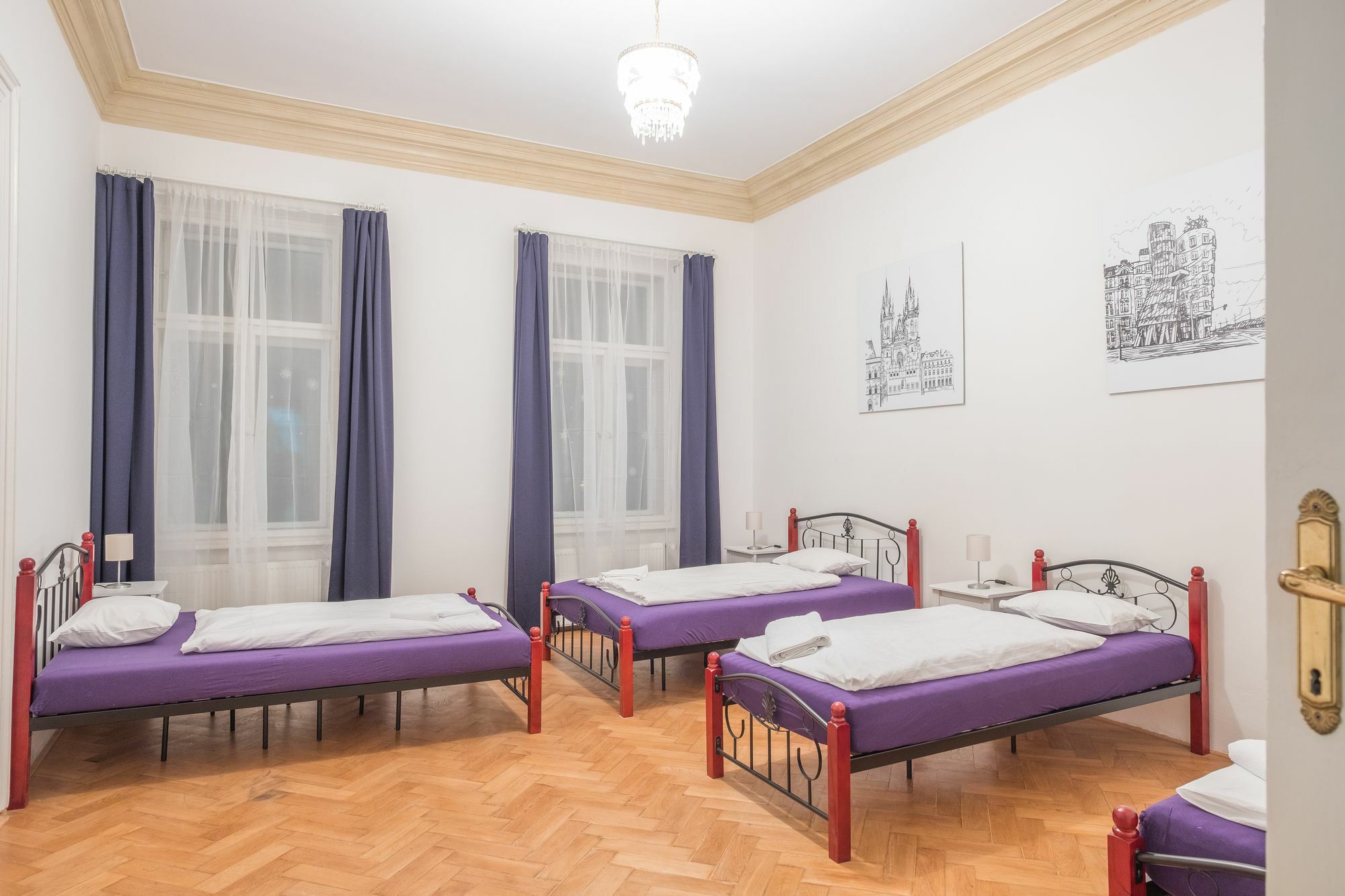 Apartments Resslova By The Dancing House Praga Esterno foto